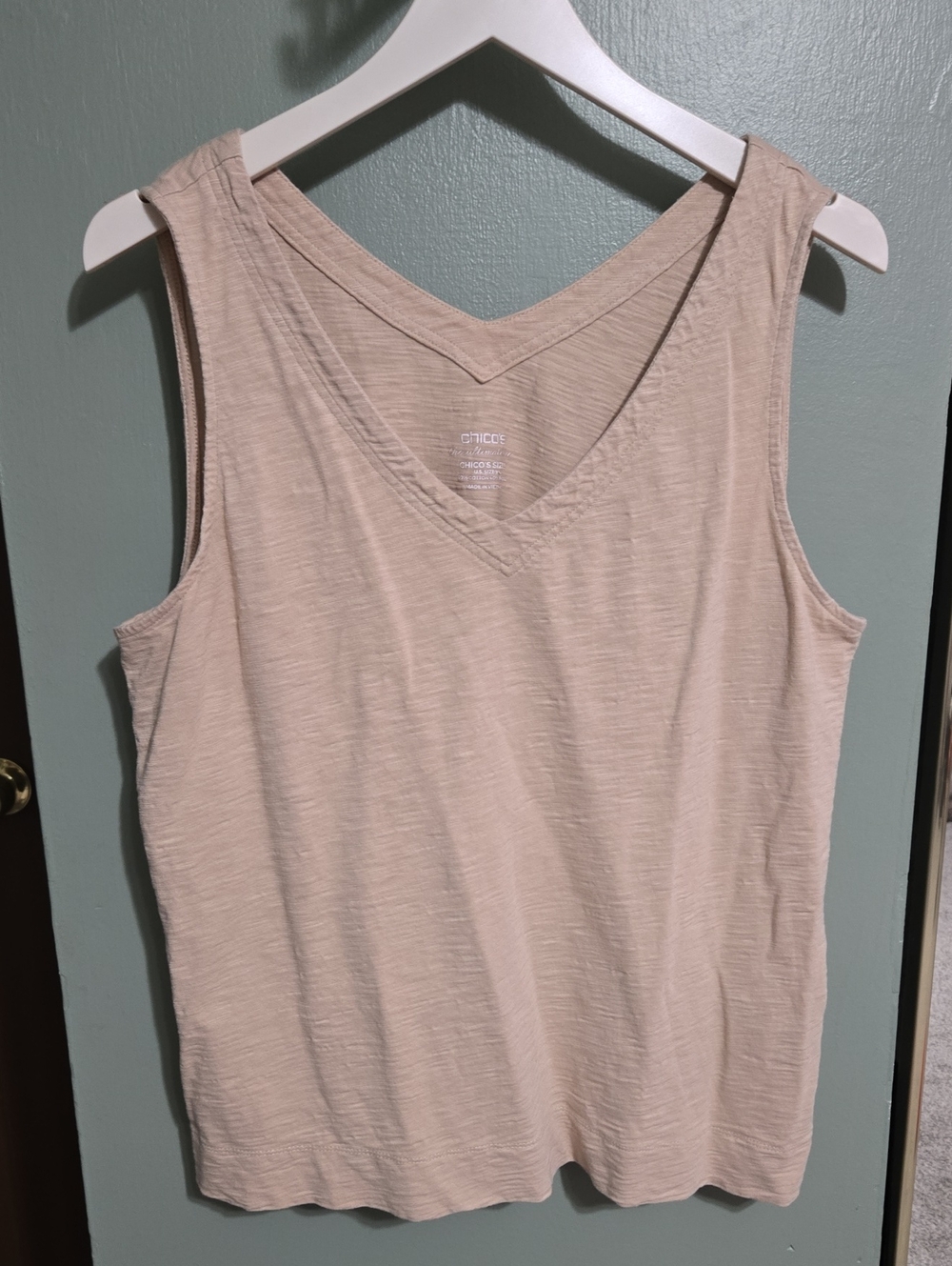 Chicos Light Beige V-Neck Sleeveless Tank Top